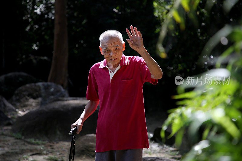 亚洲老年男性生活方式