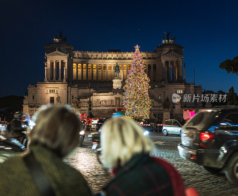 罗马的圣诞节:威尼斯广场和科尔索街
