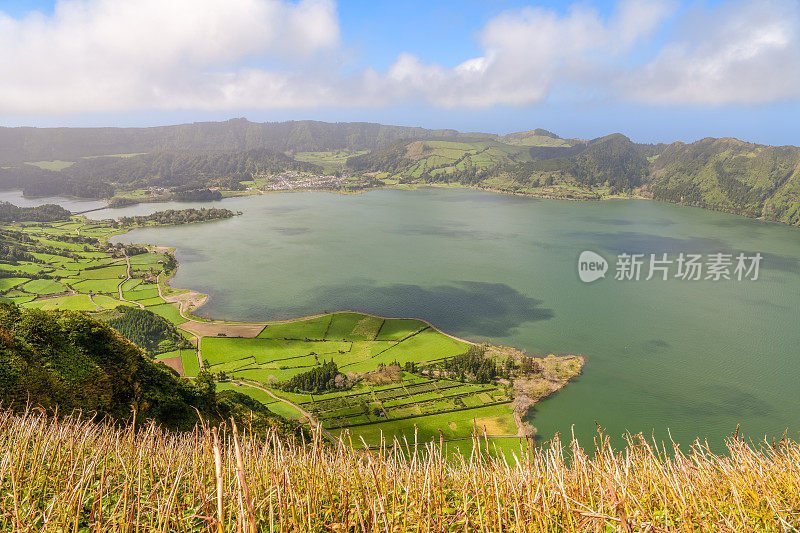 葡萄牙，亚速尔群岛，圣米格尔岛上的蓝色Lagoa