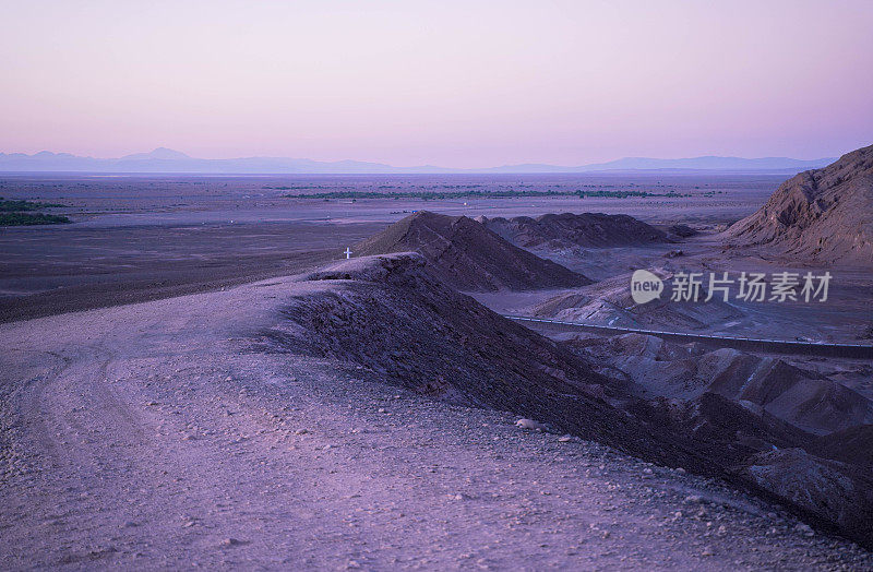 智利阿塔卡马沙漠的火星谷道路