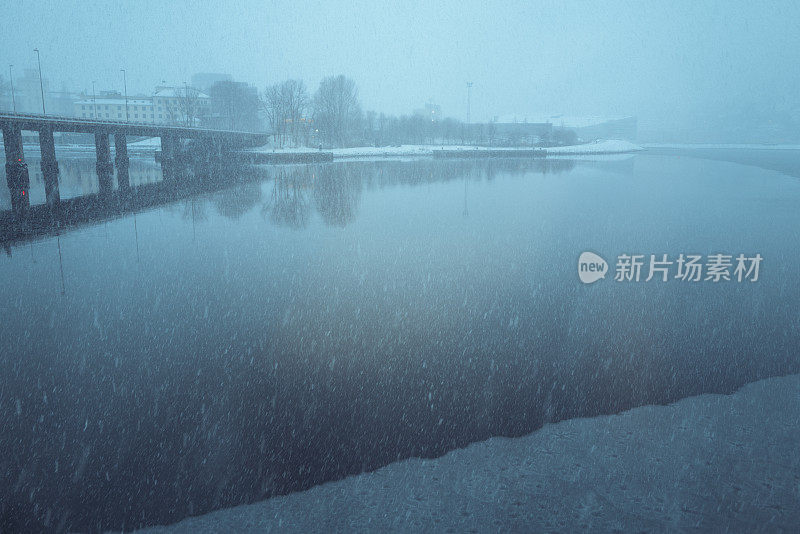 挪威卑尔根的大雪