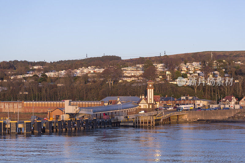 英国，苏格兰，格拉斯哥附近的克莱德湾，在wemyss海湾的skelmorlie海岸