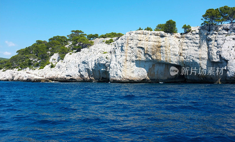 靠近卡西斯的地中海小溪(Calanques)