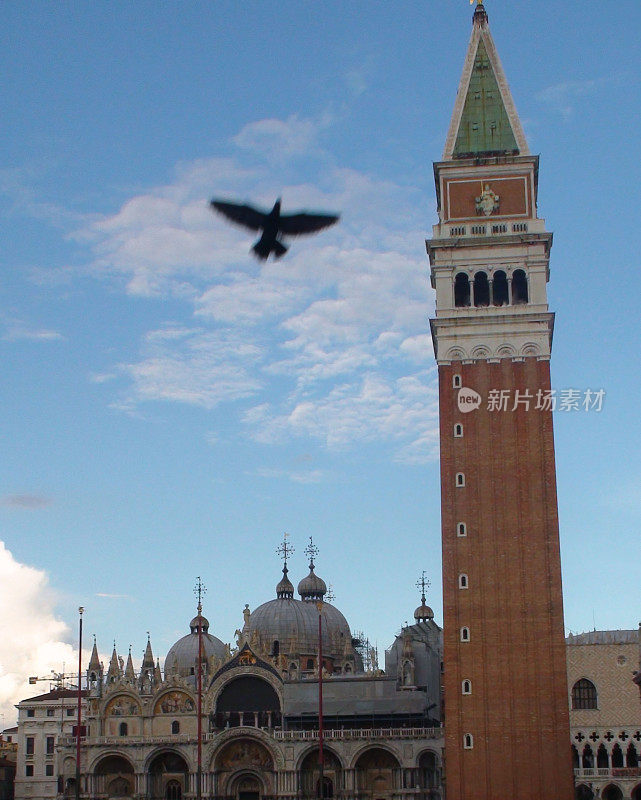 圣马可大教堂，圣马可广场的钟楼塔。威尼托，意大利，欧洲
