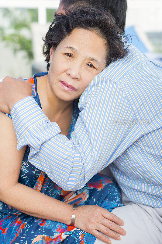 亚洲老年夫妇肖像