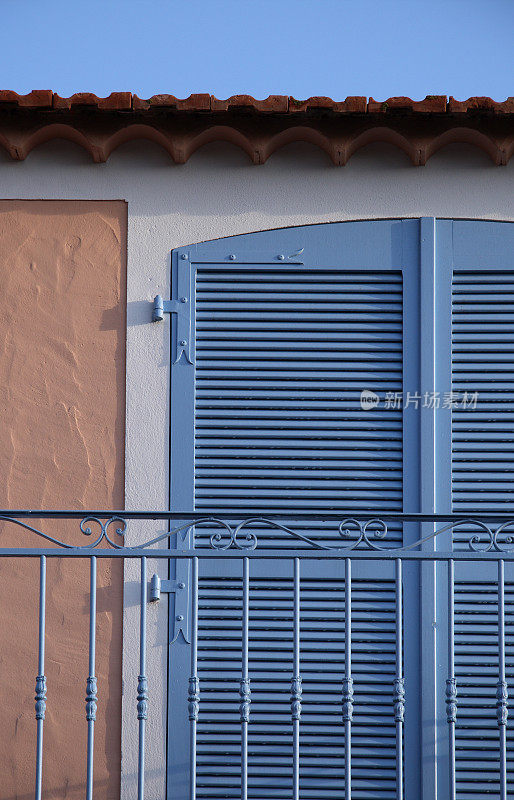 蓝色的法国里维埃拉