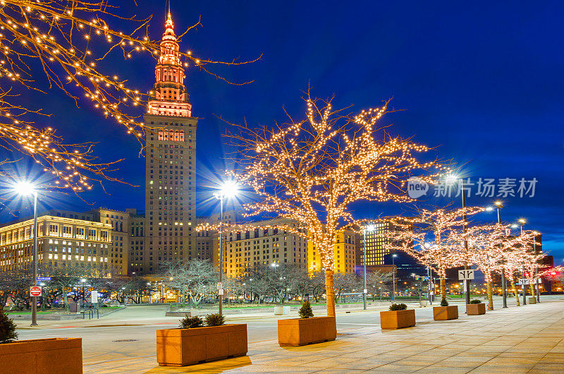 克利夫兰市中心装饰在圣诞节期间美国俄亥俄州