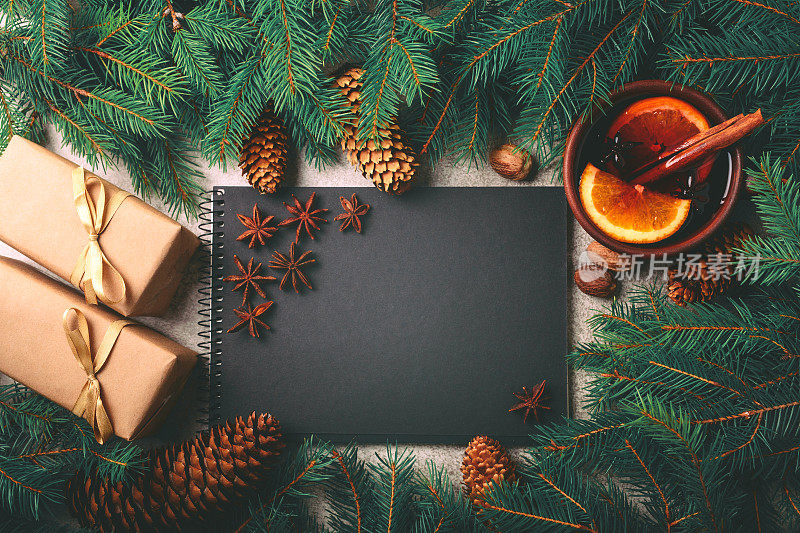 热红酒，圣诞树，礼物，松果，待做清单