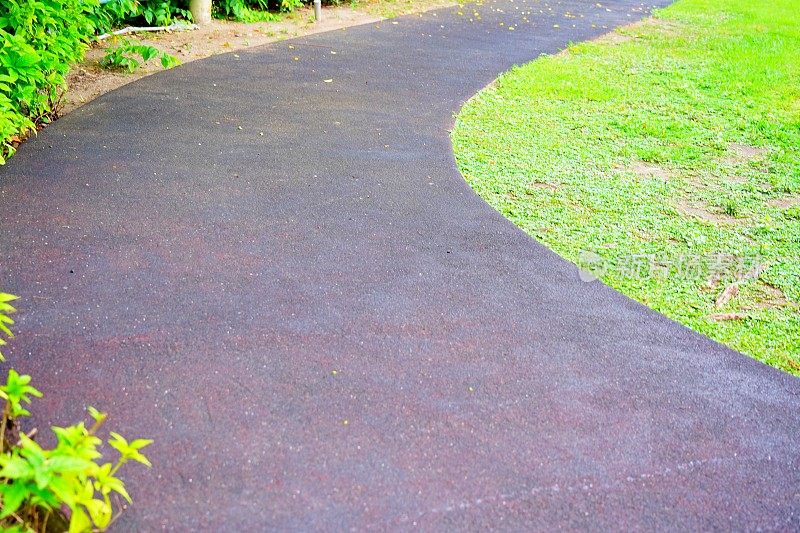 花园跑道跑