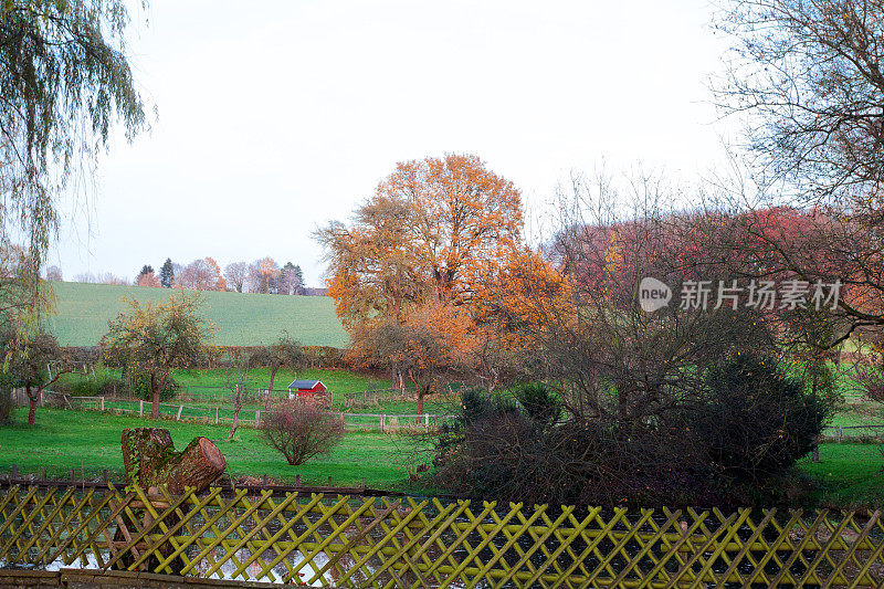 12月，梅尔海姆门登的鲁尔山谷景观