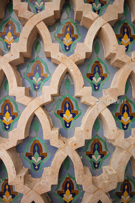 卡萨布兰卡哈桑二世清真寺喷泉的陶瓷墙特写