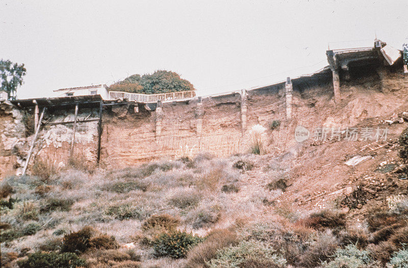 1994年加州洛杉矶北岭地震及其破坏的旧照片