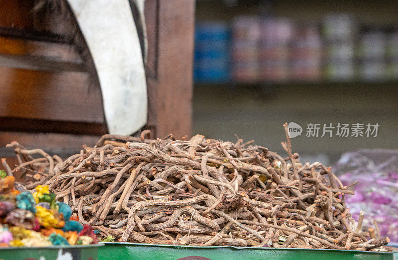 摩洛哥马拉喀什麦地那区的香料集市