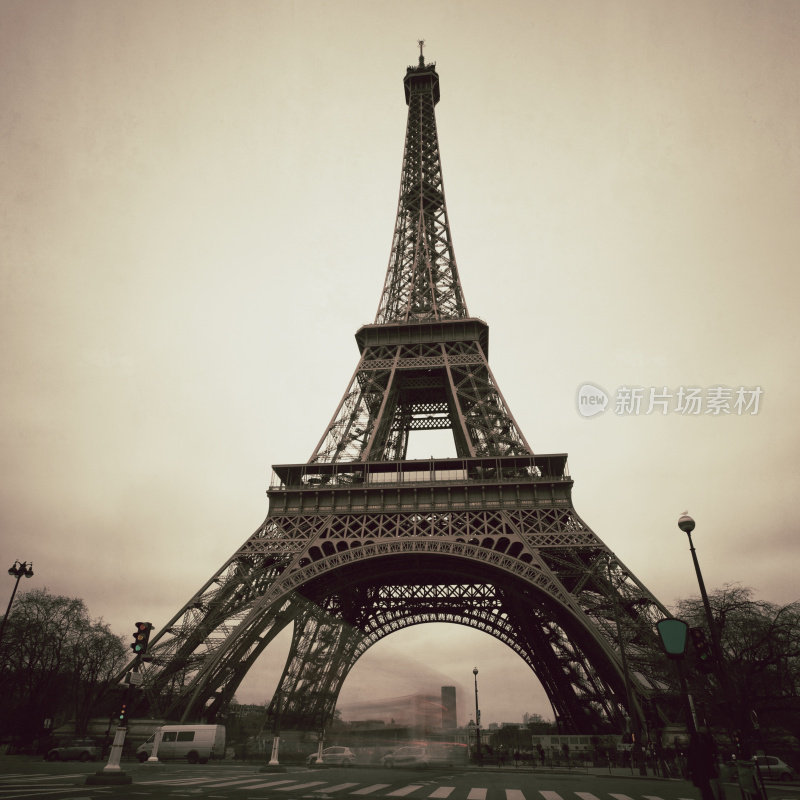 巴黎艾菲尔铁塔之旅