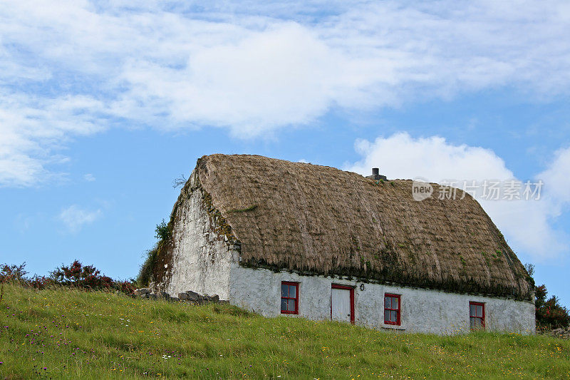 典型的爱尔兰茅草屋，阿兰群岛