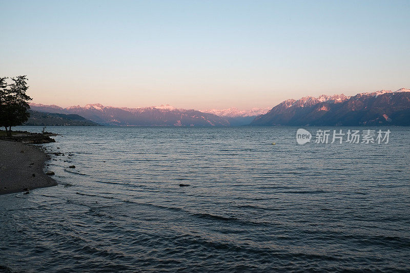 日内瓦湖上的日落