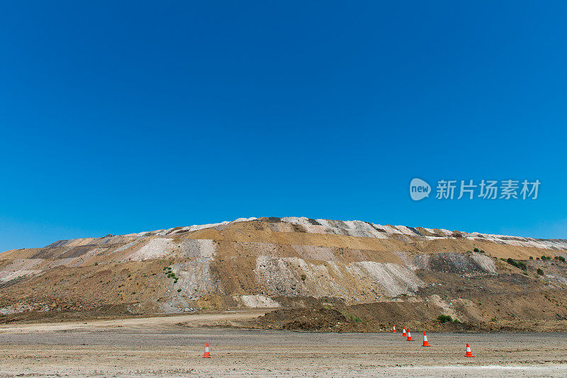 不同覆盖层土壤采矿破坏颜色