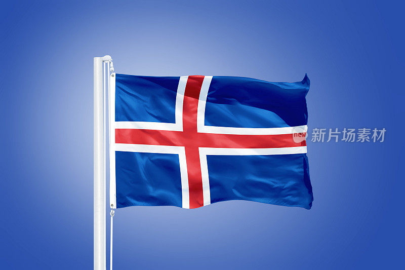 蓝天下飘扬的冰岛国旗