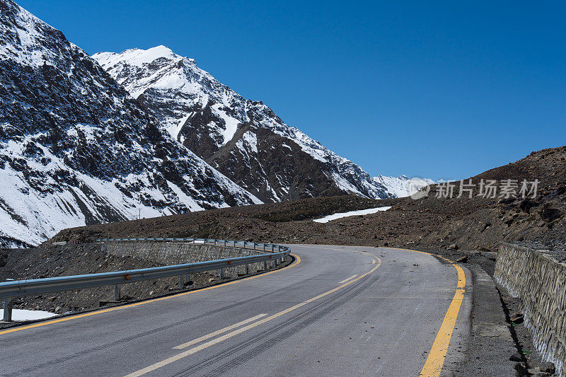 喀喇昆仑公路从巴基斯坦到中国，红其拉甫，吉尔吉特-巴尔蒂斯坦，巴基斯坦