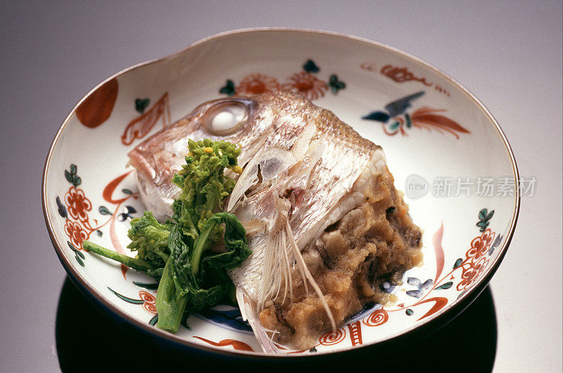 唐代蒸红鲷鱼
