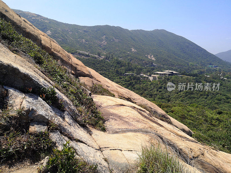 香港岛鹤咀山的石墙