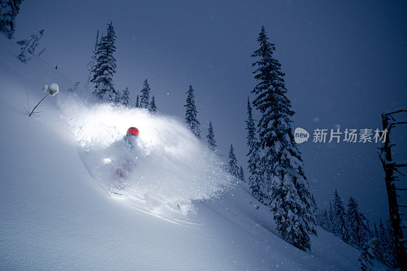 粉滑雪