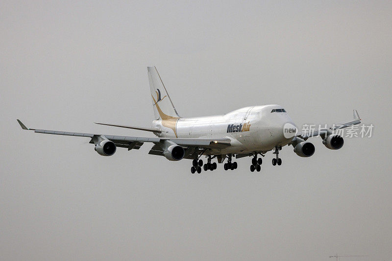 货机波音747大型喷气式飞机进入决赛