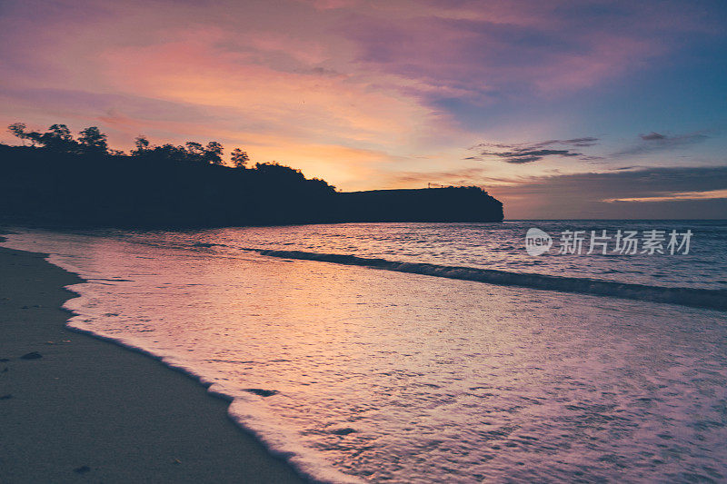 巴厘岛，印度洋上的日落。