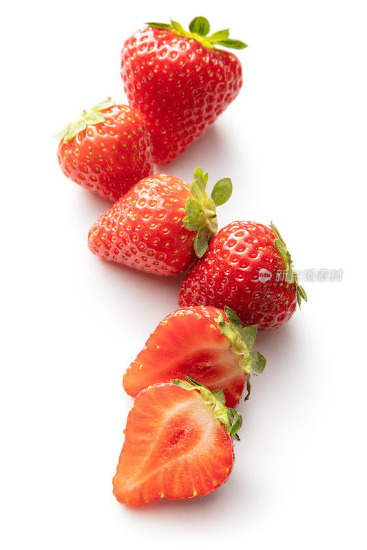 水果:白色背景上孤立的草莓
