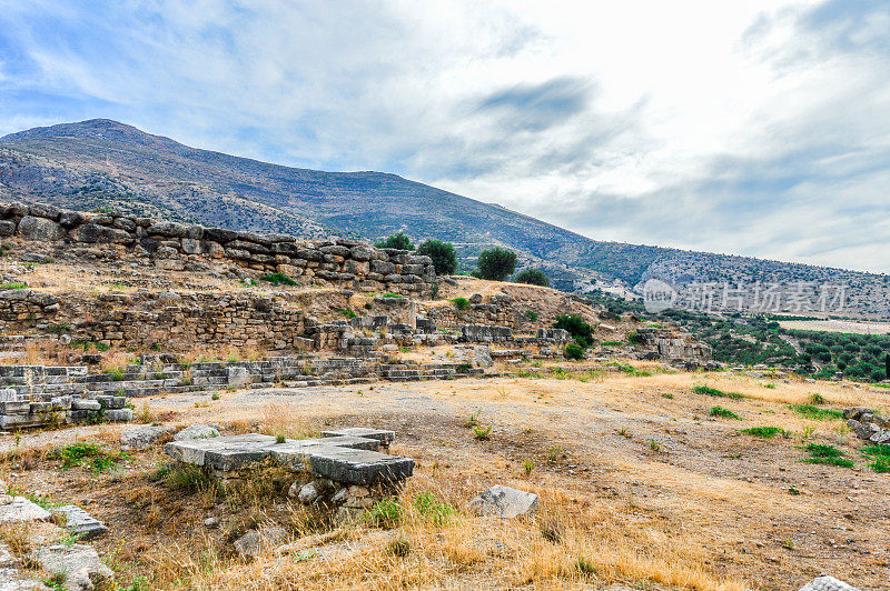雄伟的古希腊遗址-阿尔戈斯海莱翁