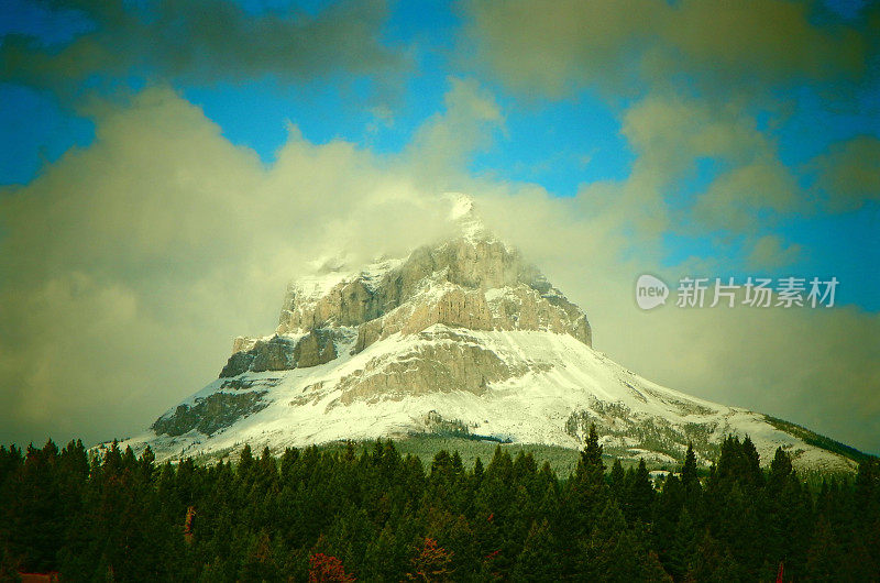 秋天的皇冠山