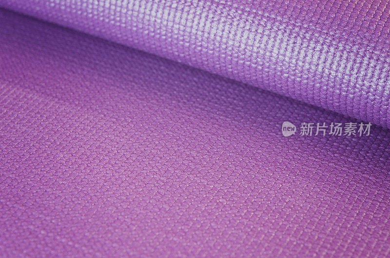 紫色的瑜伽垫