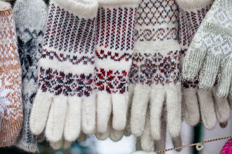 亮色冬季羊毛手套