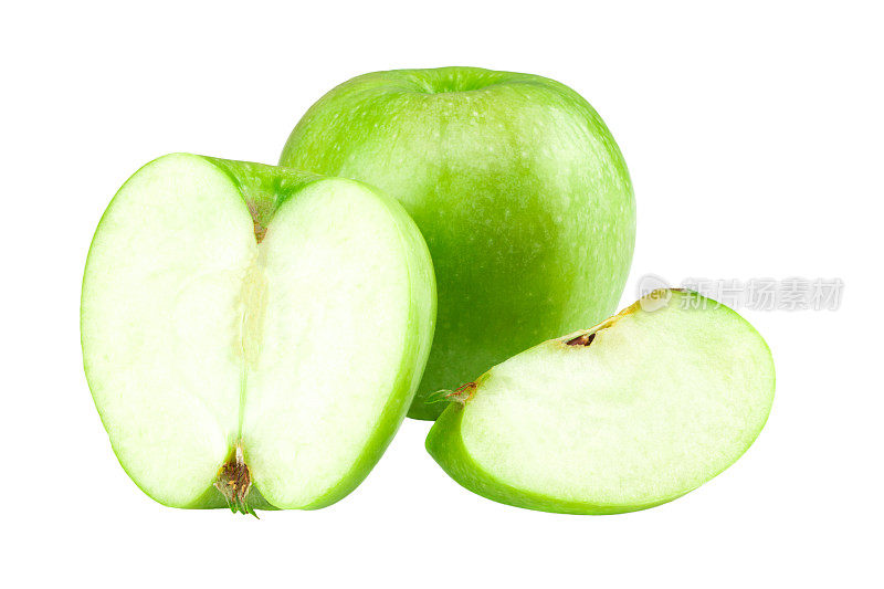 青苹果果实和苹果切片孤立在白色背景上