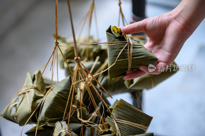 粽子。端午节的传统食品