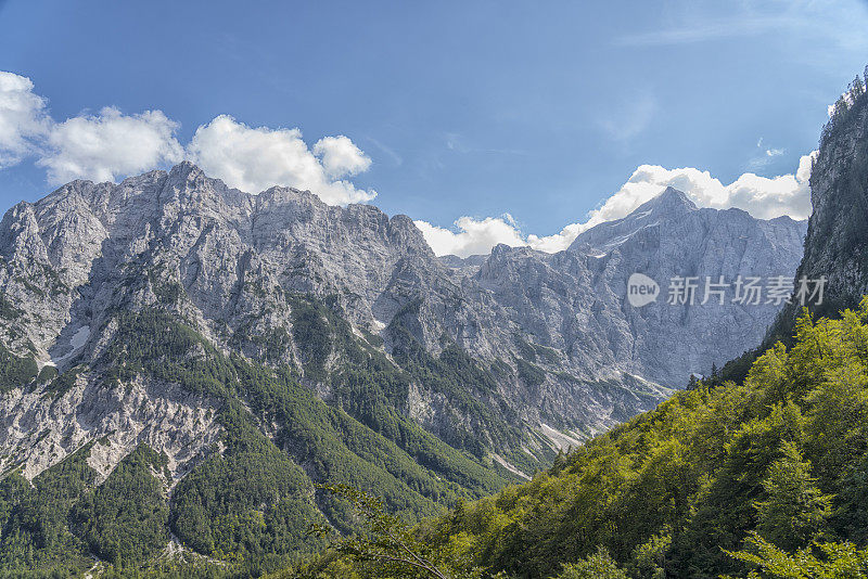 特里格拉夫山和拉贾维纳山，朱利安阿尔卑斯山