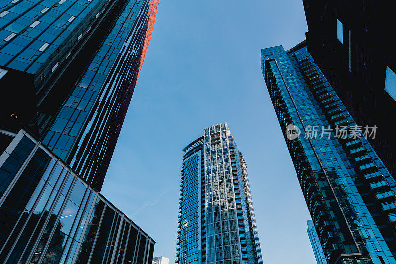 西雅图市中心的城市建筑和摩天大楼