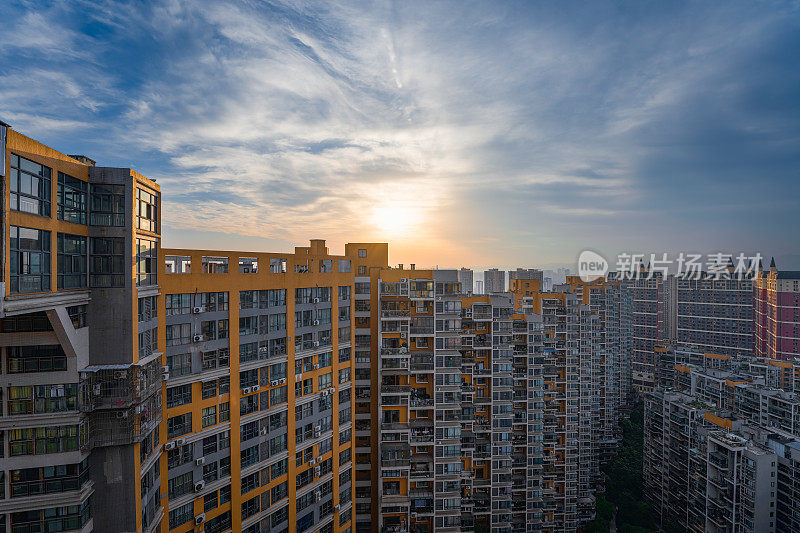 日出成都住宅楼