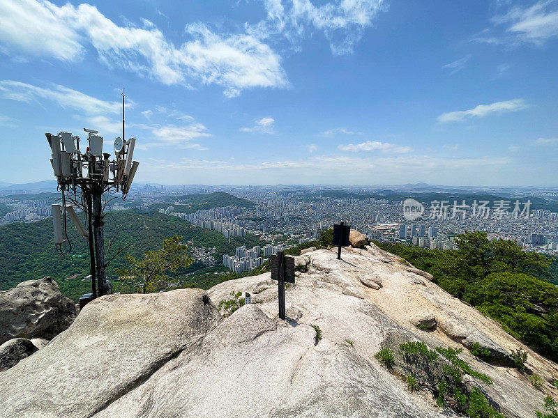 夏季首尔北汉山国立公园