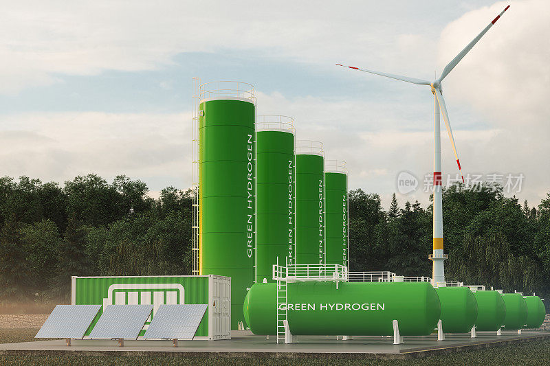 绿色储氢罐，太阳能电池板，风力涡轮机和锂离子电池容器在森林。绿色氢可再生能源生产理念