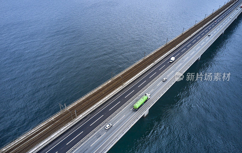 公路-低西大桥横跨大带