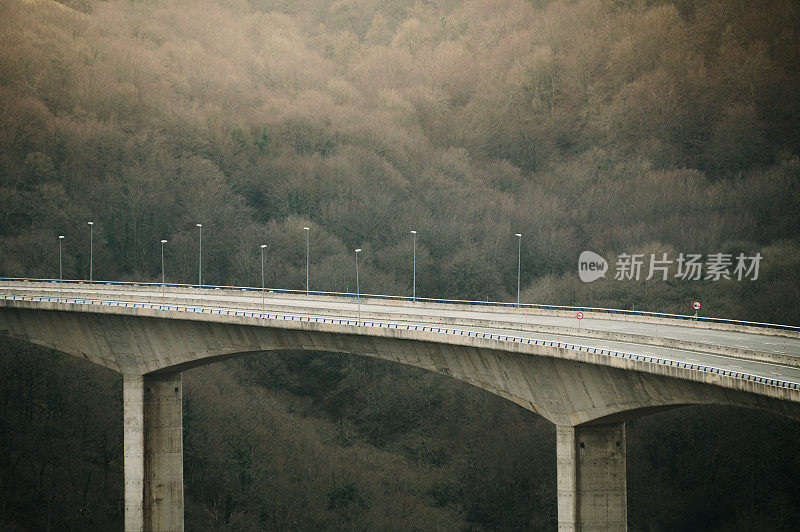 高速公路高架桥