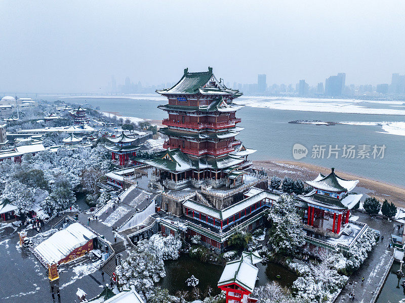 滕王阁，中国著名的古建筑