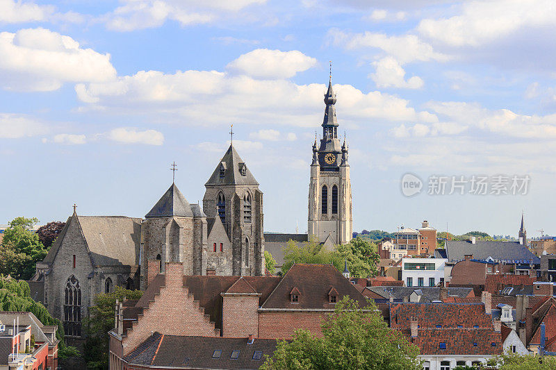 比利时佛兰德斯的教堂城科特赖克鸟瞰图