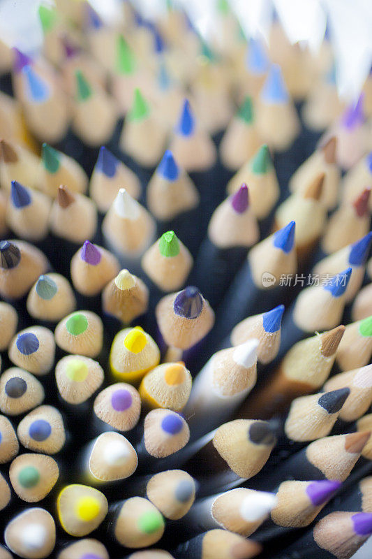 铅笔的颜色