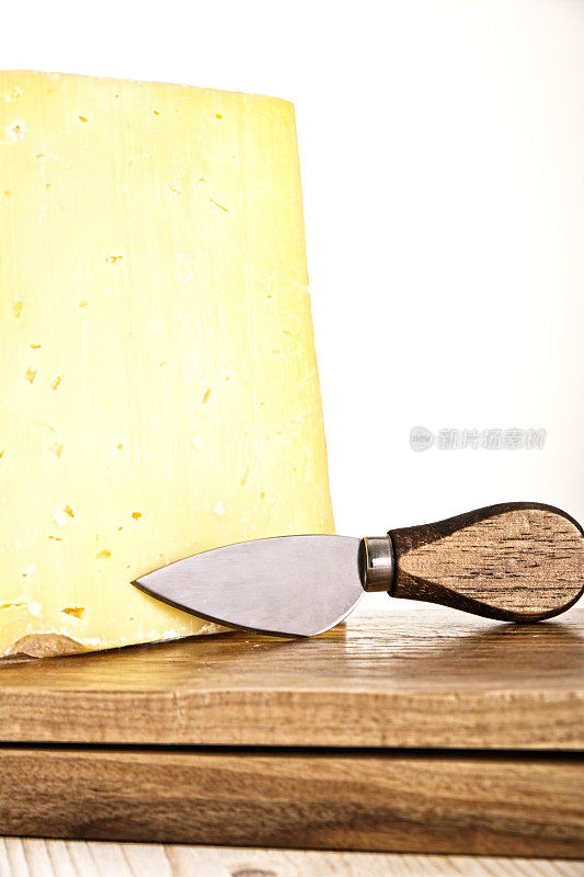 奶酪和刀