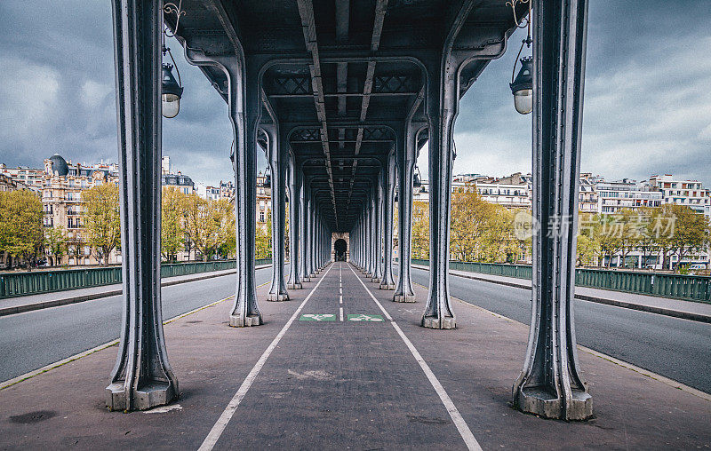 法国巴黎桥的伯尔瓦德