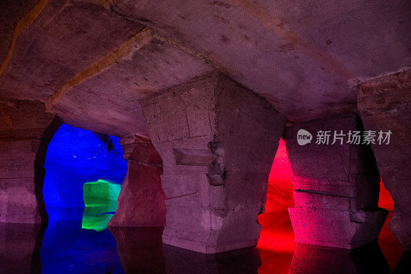 中国的神秘洞穴