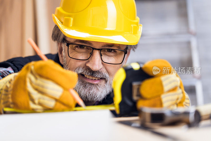 建筑工地工人