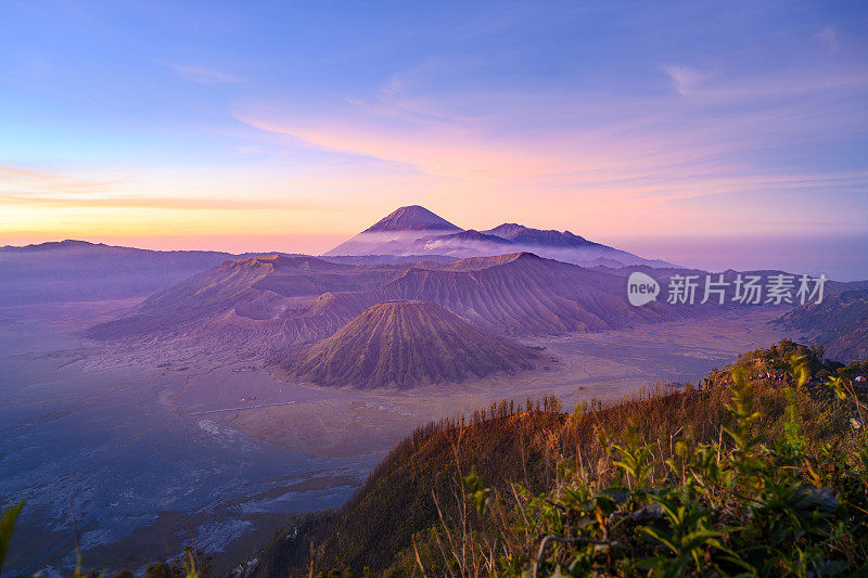 印尼布罗莫火山的日出